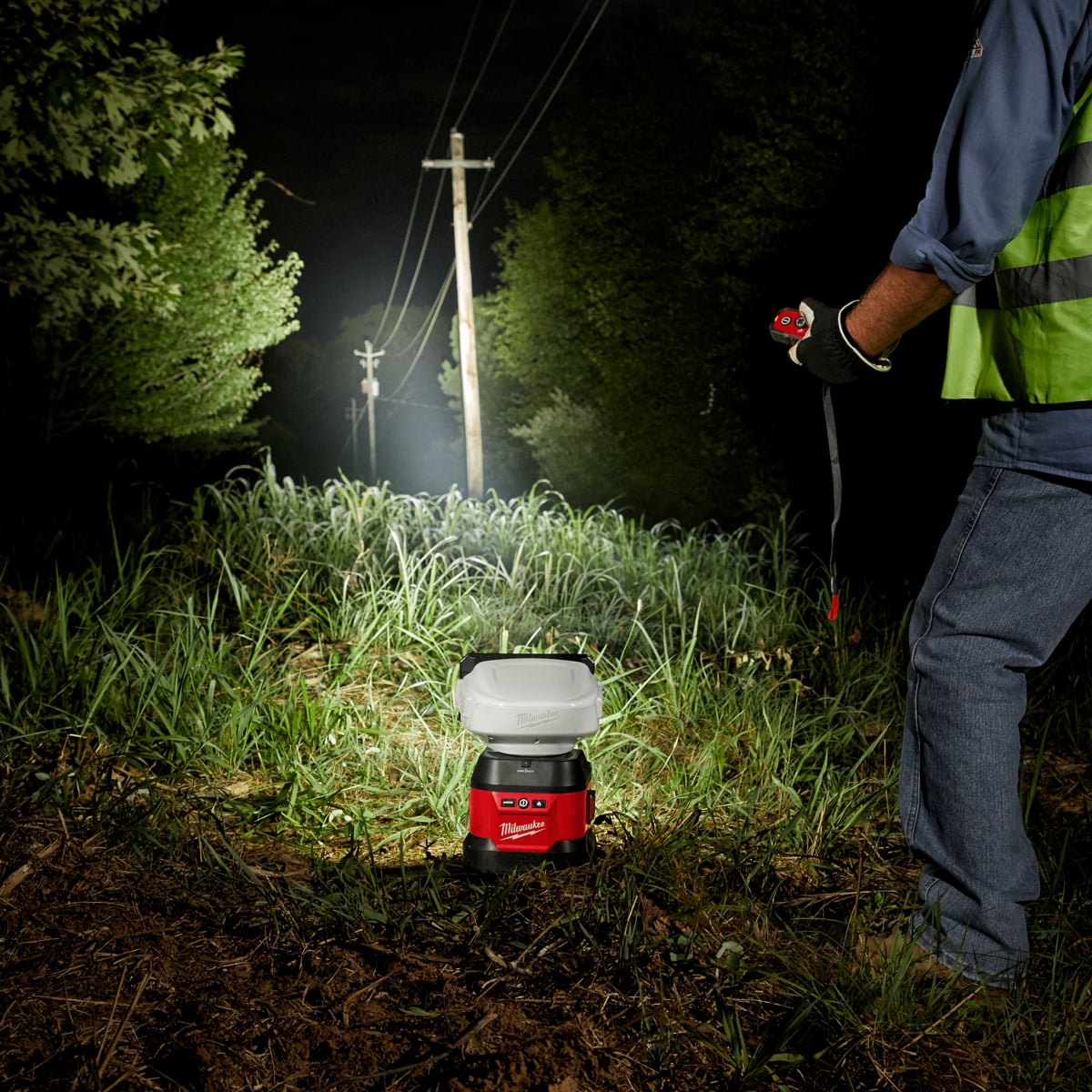 Milwaukee M18URSL-0 M18 One Key Utility Remote Spot Light